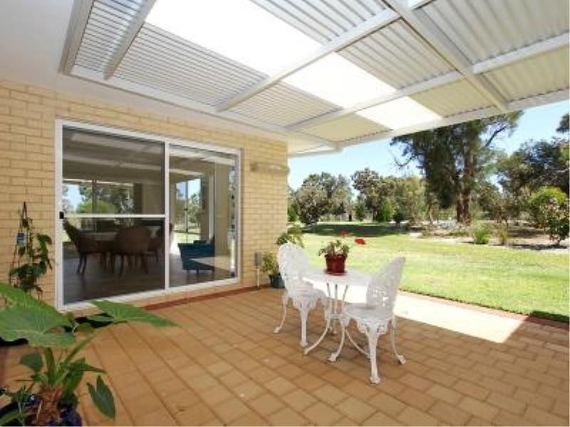 177 Robinson Road, Wandi WA 6167