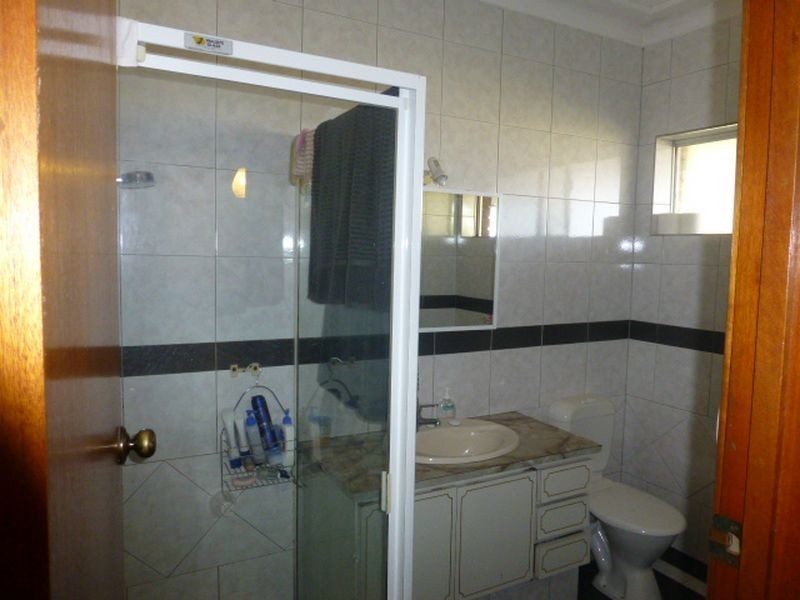 196 Warton Road, Huntingdale WA 6110