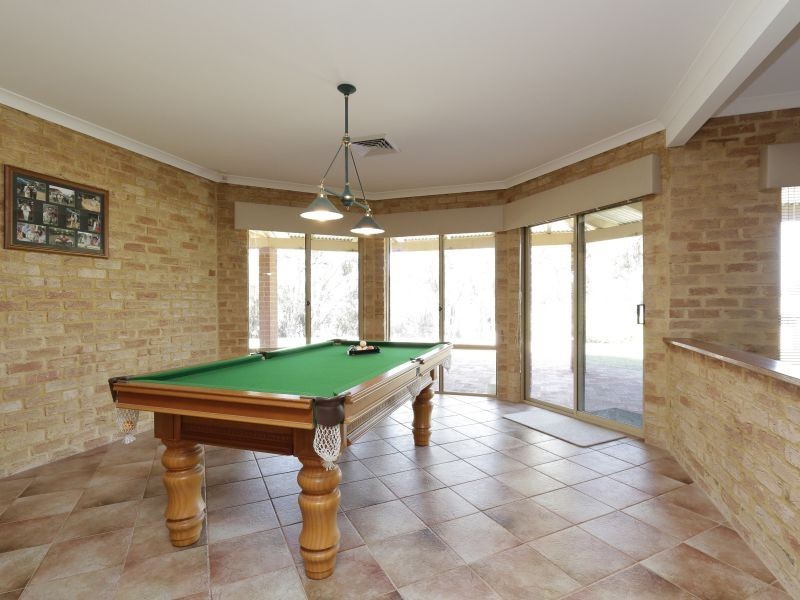 27 Glendale Crescent, Jandakot WA 6164