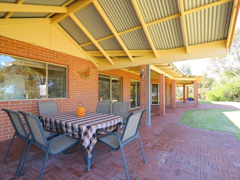 27 Glendale Crescent, Jandakot WA 6164