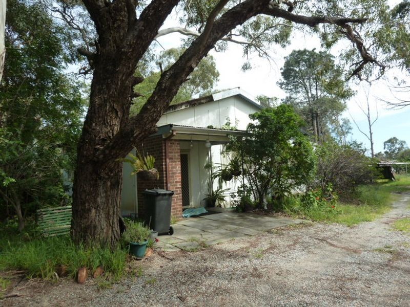 142 Victoria Road, Kenwick WA 6107