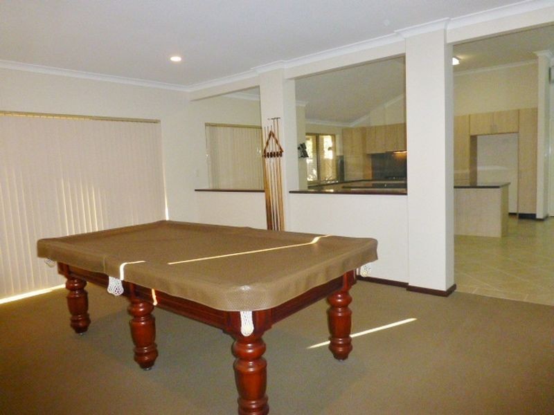 19 Glenbrook Road, Thornlie WA 6108