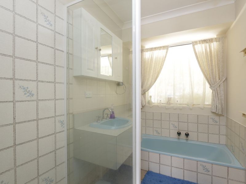 17 Ivanhoe Place, Gosnells WA 6110