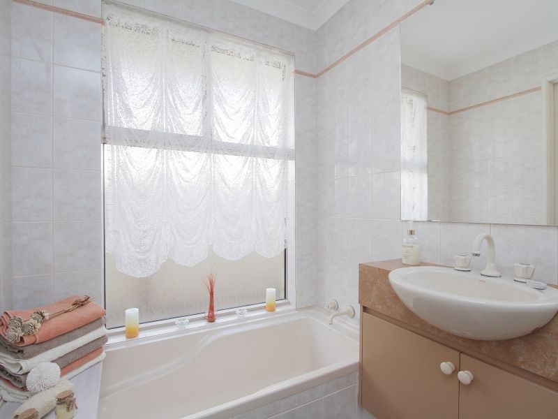 5 Rosea Court, Thornlie WA 6108