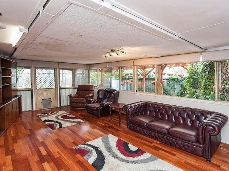 9 Sidcup Way, Kelmscott WA 6111