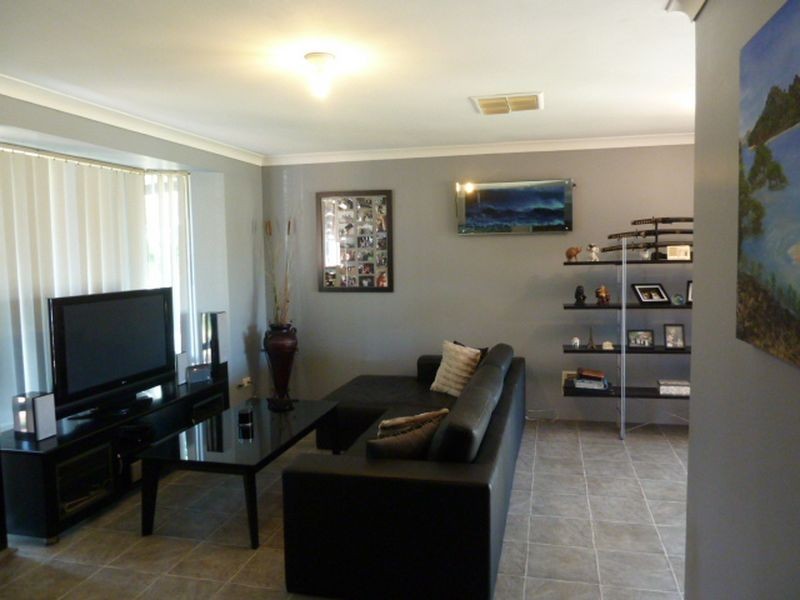 122 Dellar Road, Maddington WA 6109