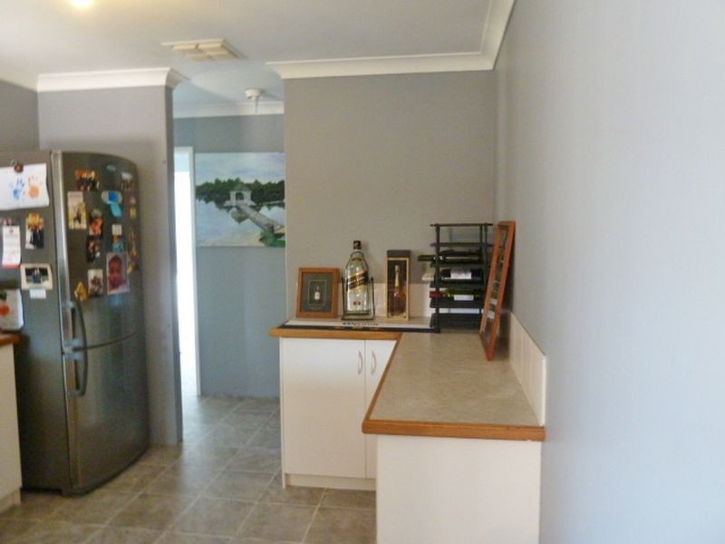 122 Dellar Road, Maddington WA 6109