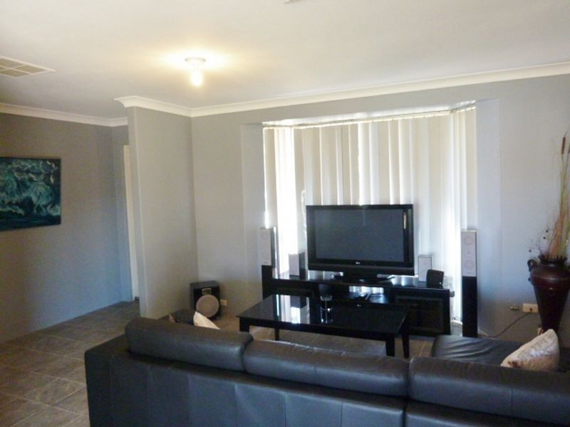 122 Dellar Road, Maddington WA 6109