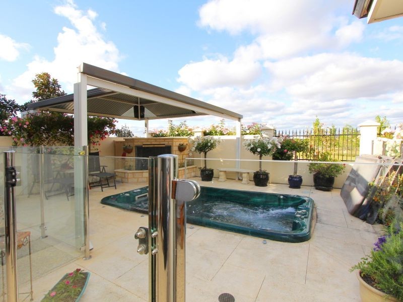 6 Affric Street, Canning Vale WA 6155