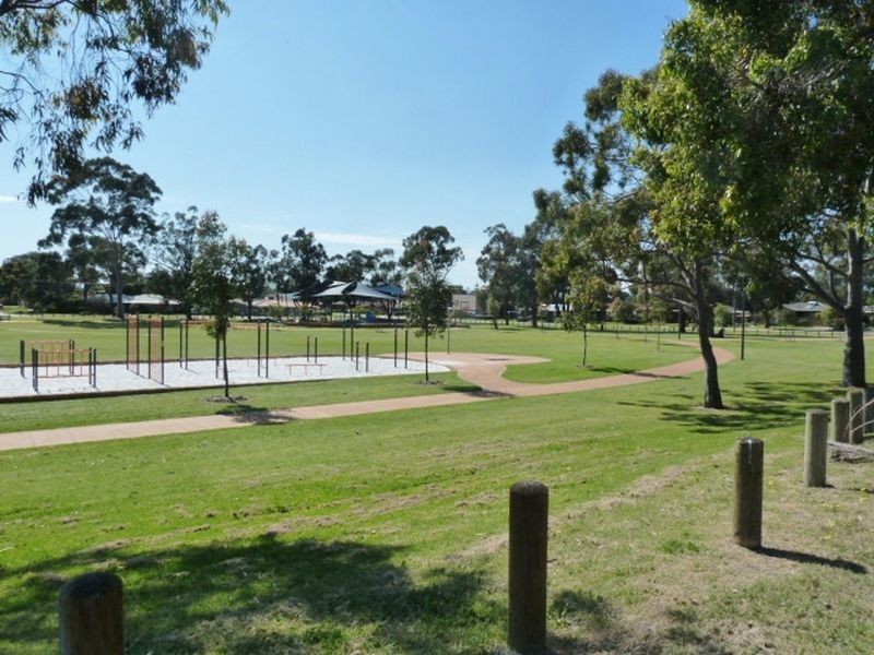 14 Tawny Way, Thornlie WA 6108