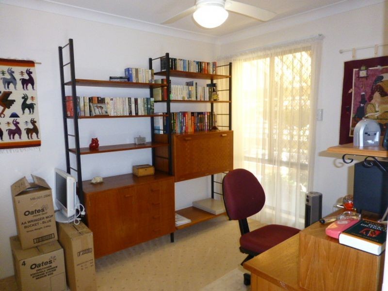 11 Discovery Drive, Thornlie WA 6108