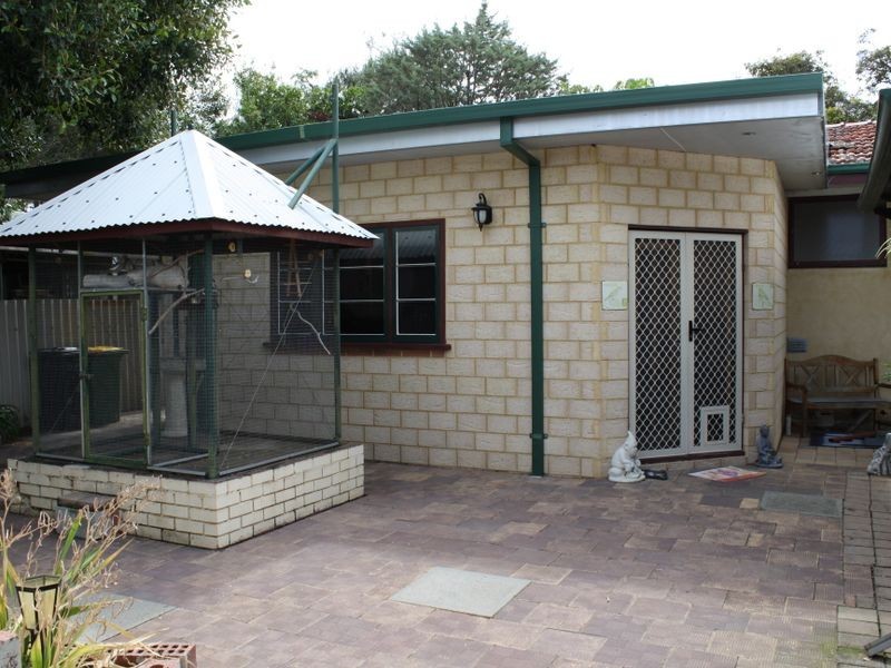 68 Harry Street, Gosnells WA 6110