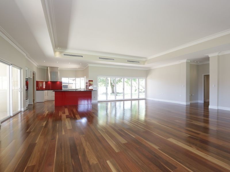 36 Victoria Road, Wattle Grove WA 6107