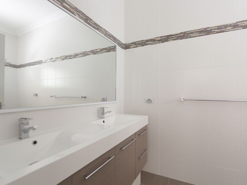 36 Victoria Road, Wattle Grove WA 6107