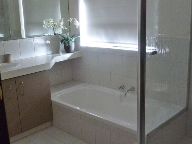 30 Ambassador Court, Thornlie WA 6108