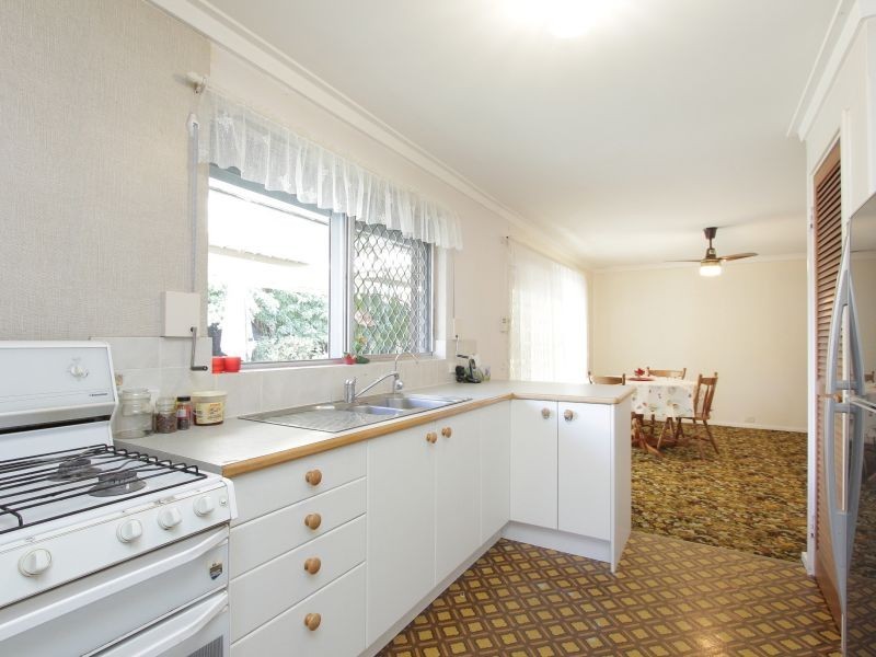 6 Lang Court, Huntingdale WA 6110