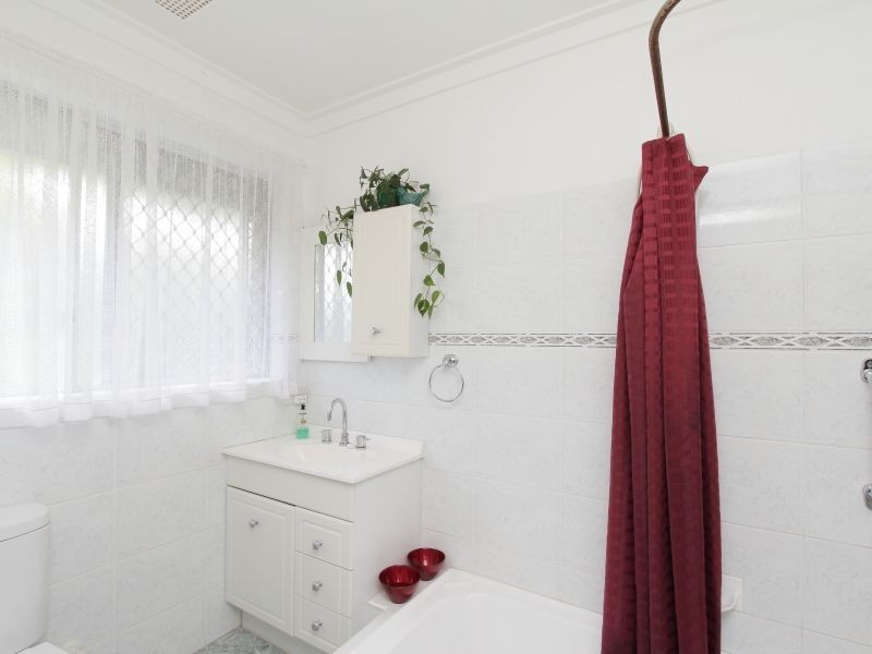 6 Lang Court, Huntingdale WA 6110