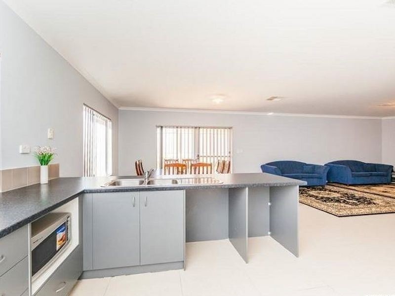 21 Calneggia Drive, Darling Downs WA 6122