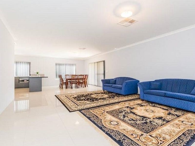 21 Calneggia Drive, Darling Downs WA 6122