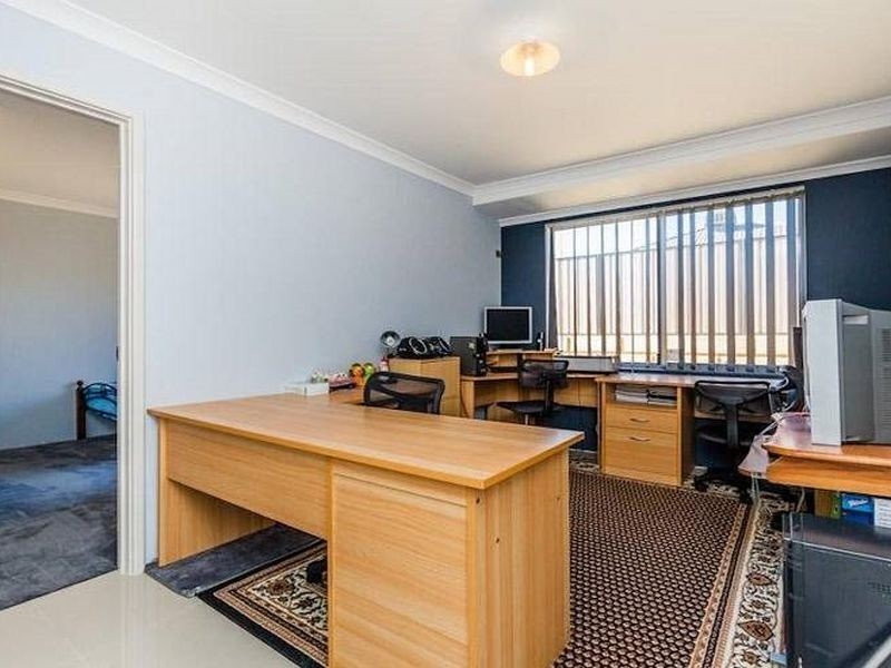 21 Calneggia Drive, Darling Downs WA 6122