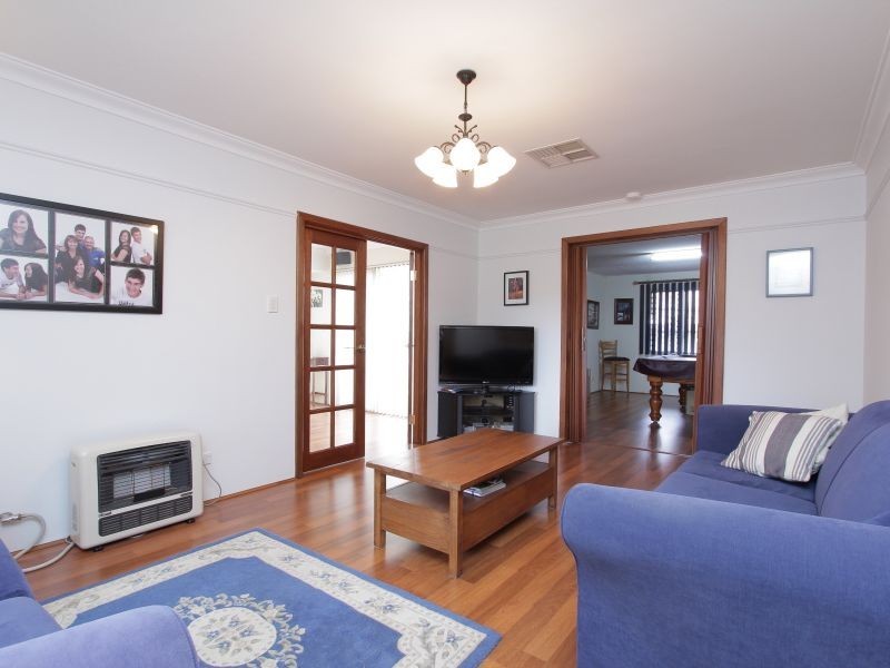 20 Orberry Place, Thornlie WA 6108