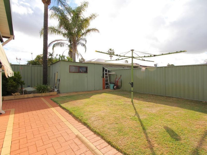 20 Orberry Place, Thornlie WA 6108
