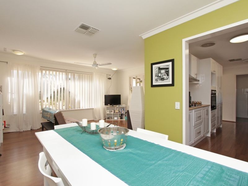 22 Anderson Way, Thornlie WA 6108