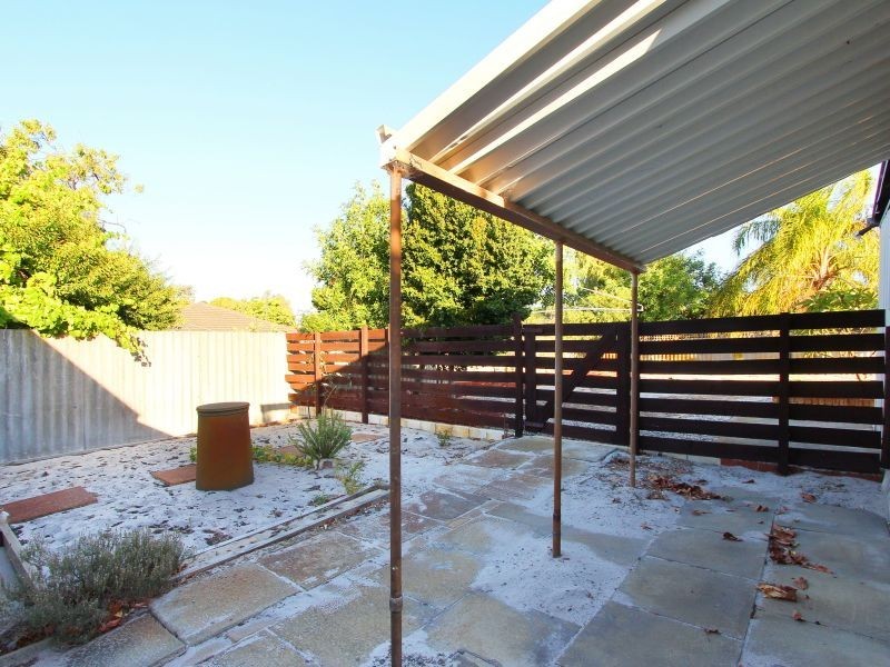 22 Anderson Way, Thornlie WA 6108