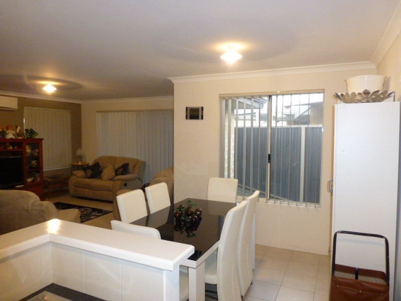 89 Kawana Avenue, Maddington WA 6109