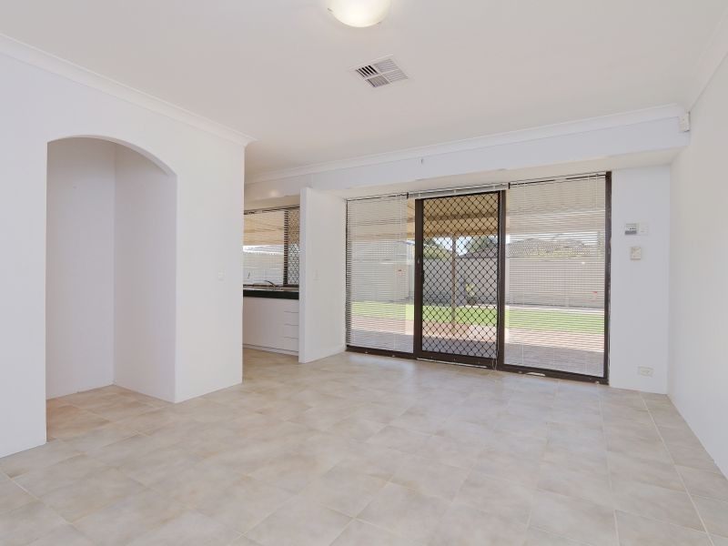 28 Willow Way, Maddington WA 6109