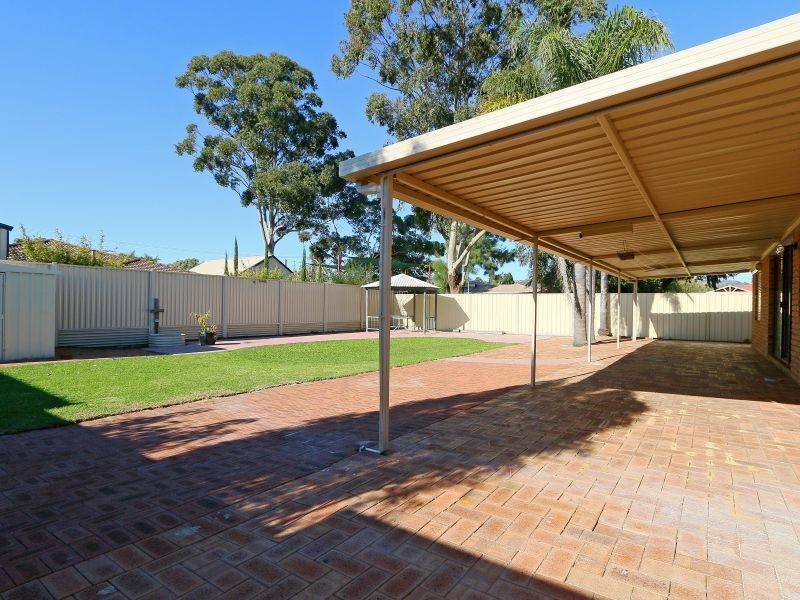 28 Willow Way, Maddington WA 6109