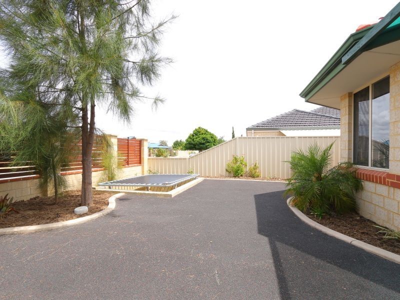 26 Daly Circle, Langford WA 6147