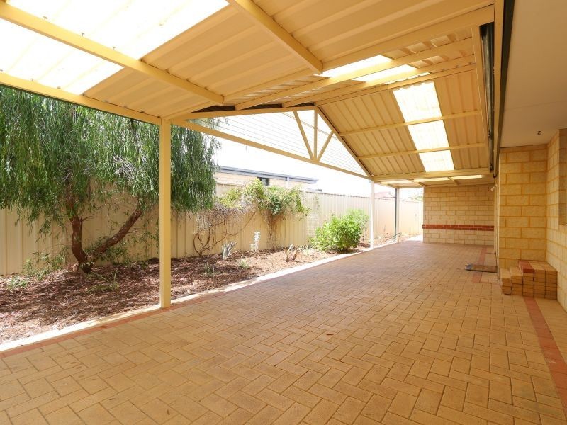 26 Daly Circle, Langford WA 6147