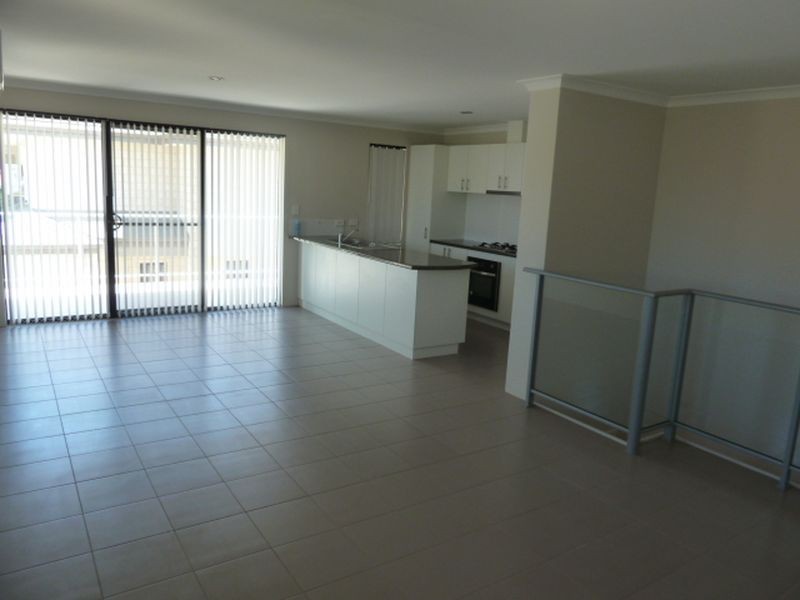 12/2 View Avenue, Langford WA 6147