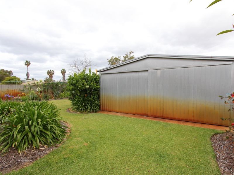 41 Masters Street, Kenwick WA 6107