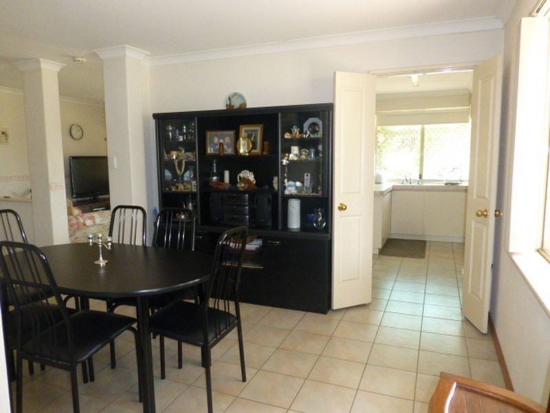 28 Citrine Gardens, Forrestfield WA 6058