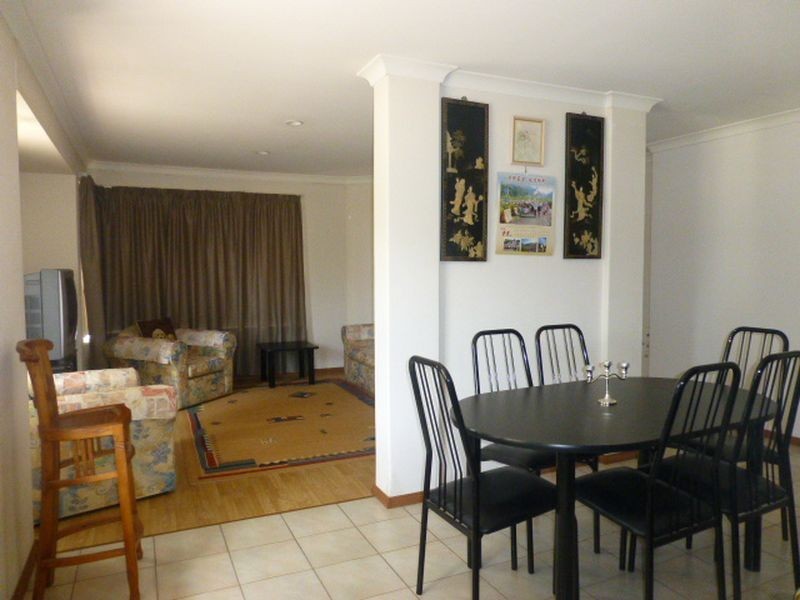 28 Citrine Gardens, Forrestfield WA 6058