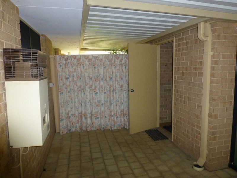 12/4 Page Road, Kelmscott WA 6111