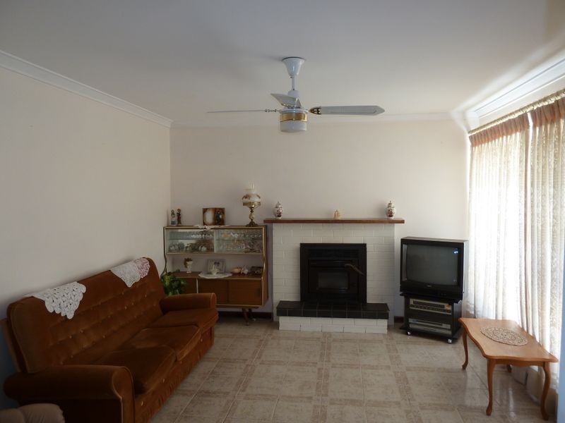 47 Wroxton Street, Midland WA 6056