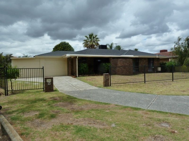 15 Ilford Place, Thornlie WA 6108