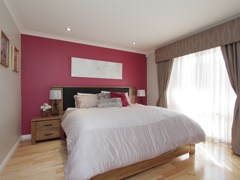 2 Redheart Drive, Thornlie WA 6108