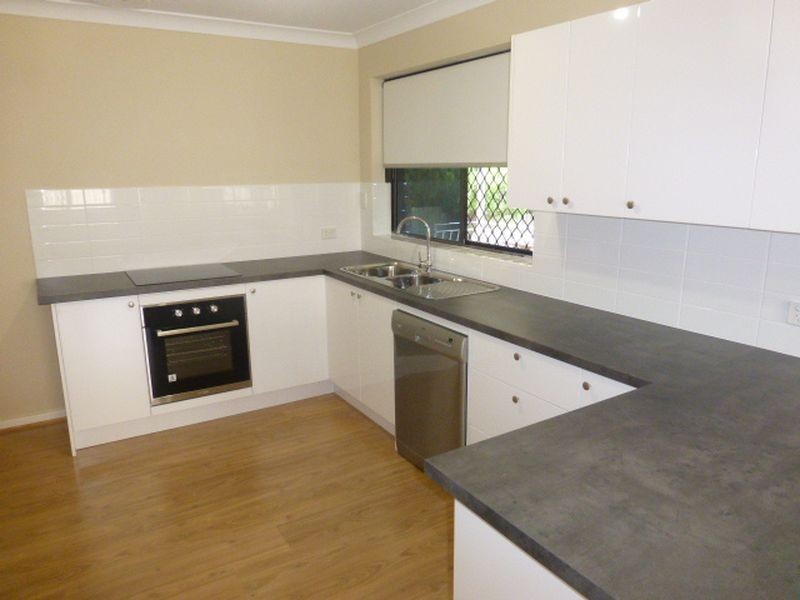 3 Markham Way, Swan View WA 6056