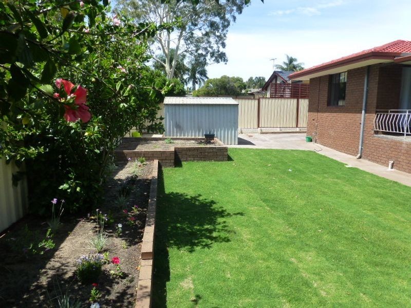 3 Markham Way, Swan View WA 6056