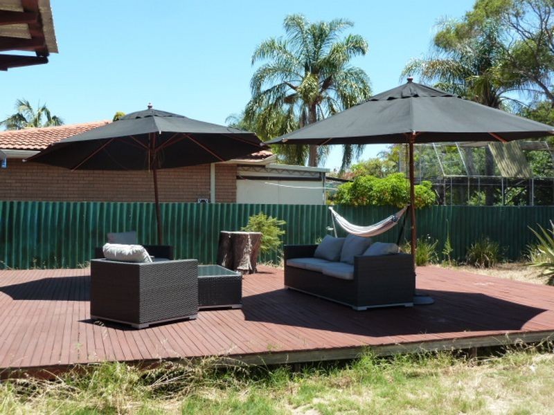 42 Hughenden Drive, Thornlie WA 6108