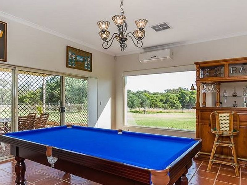 19 Willaring Drive, Beckenham WA 6107