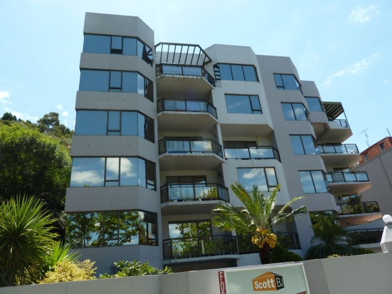 Unit 12/16 Mounts Bay Road, Perth WA 6000