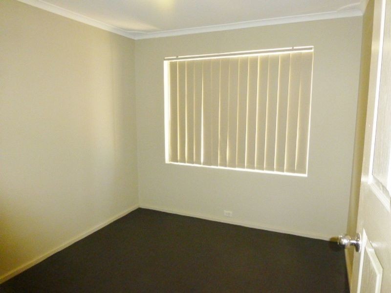 1 Dobell Street, Huntingdale WA 6110