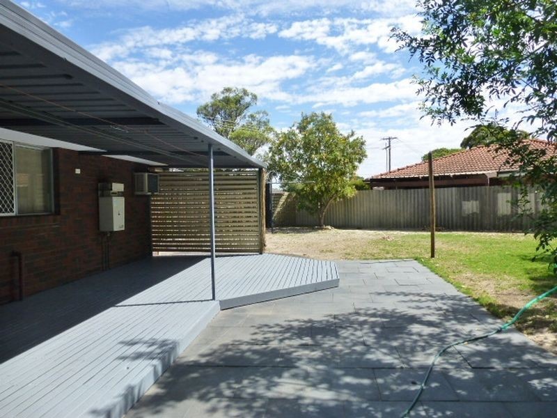 1 Dobell Street, Huntingdale WA 6110