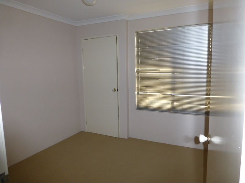 8 Hay Lane, Canning Vale WA 6155