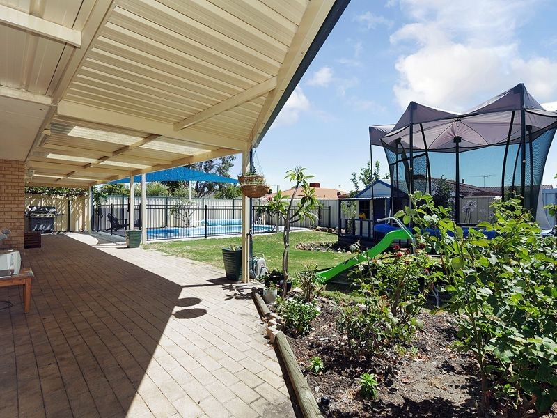 11 Challenger Drive, Thornlie WA 6108